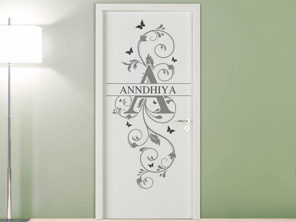 Wandtattoo Namensschild Anndhiya auf einer Tür