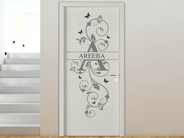 Wandtattoo Namensschild Areeba auf einer Tür
