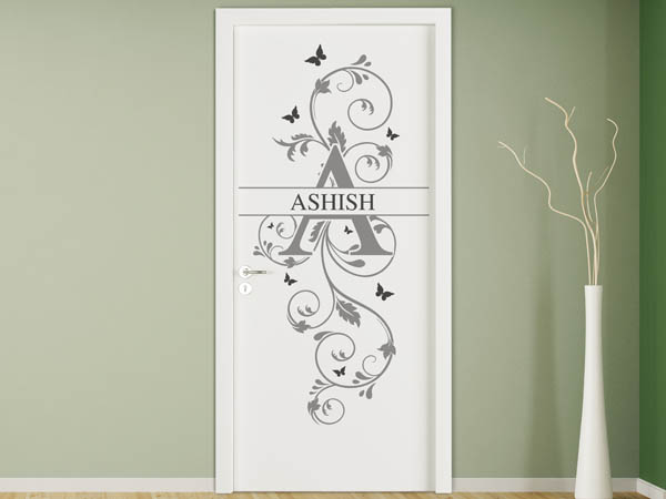 Wandtattoo Namensschild Ashish auf einer Tür