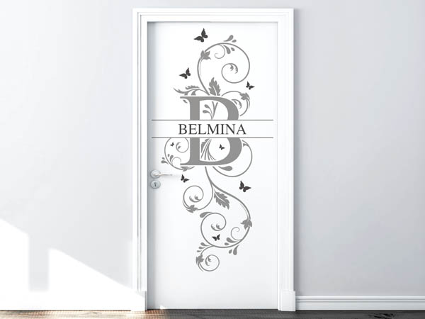 Wandtattoo Namensschild Belmina auf einer Tür