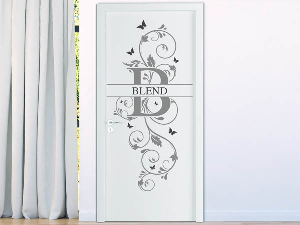 Wandtattoo Namensschild Blend auf einer Tür