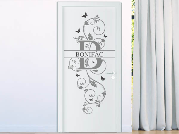 Wandtattoo Namensschild Bonifàc auf einer Tür