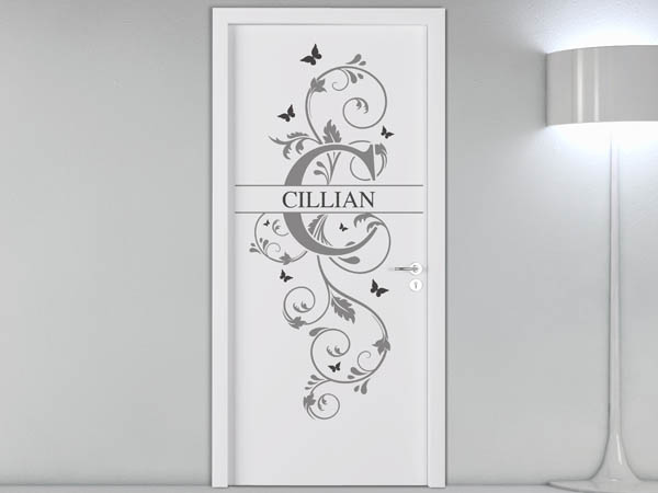 Wandtattoo Namensschild Cillian auf einer Tür