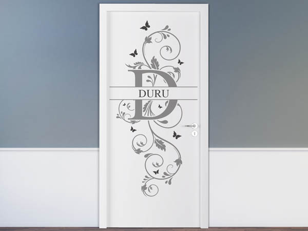 Wandtattoo Namensschild Duru auf einer Tür
