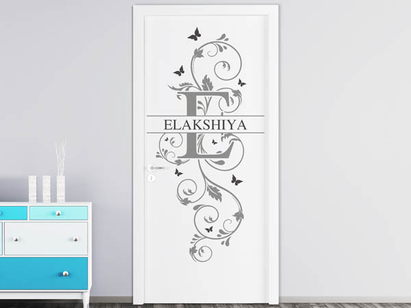 Wandtattoo Namensschild Elakshiya auf einer Tür