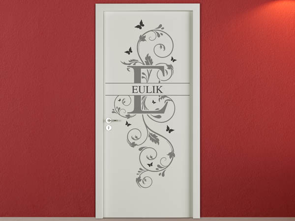 Wandtattoo Namensschild Eulik auf einer Tür