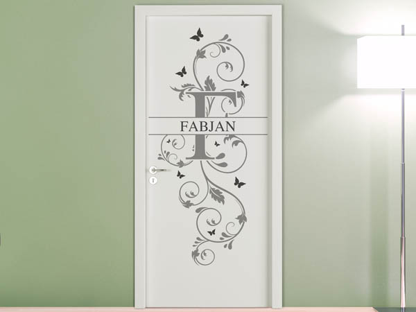 Wandtattoo Namensschild Fabjan auf einer Tür