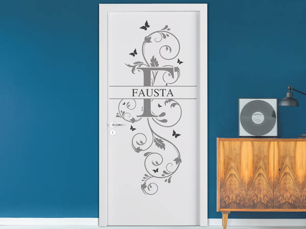 Wandtattoo Namensschild Fausta auf einer Tür