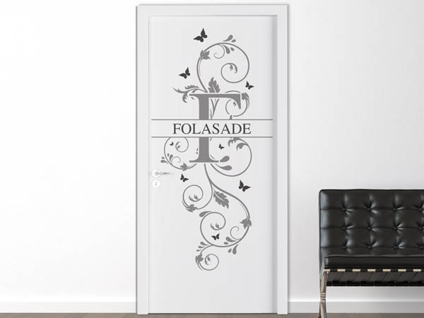 Wandtattoo Namensschild Folasade auf einer Tür