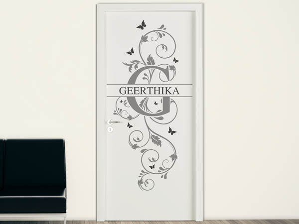 Wandtattoo Namensschild Geerthika auf einer Tür