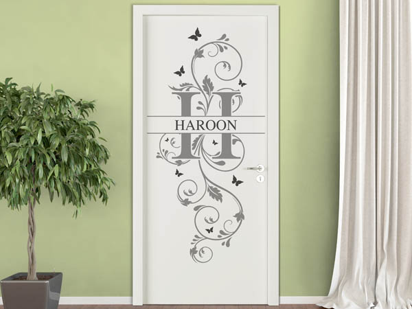 Wandtattoo Namensschild Haroon auf einer Tür