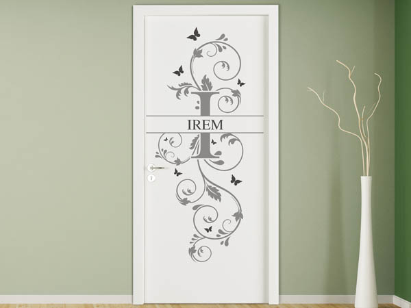 Wandtattoo Namensschild Irem auf einer Tür
