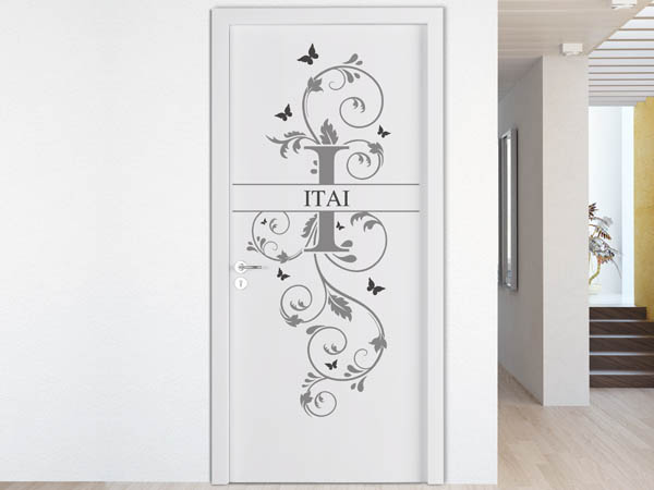 Wandtattoo Namensschild Itai auf einer Tür