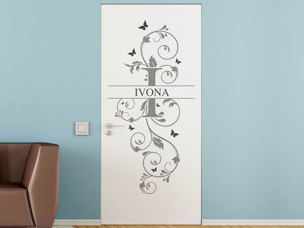 Wandtattoo Namensschild Ivona auf einer Tür