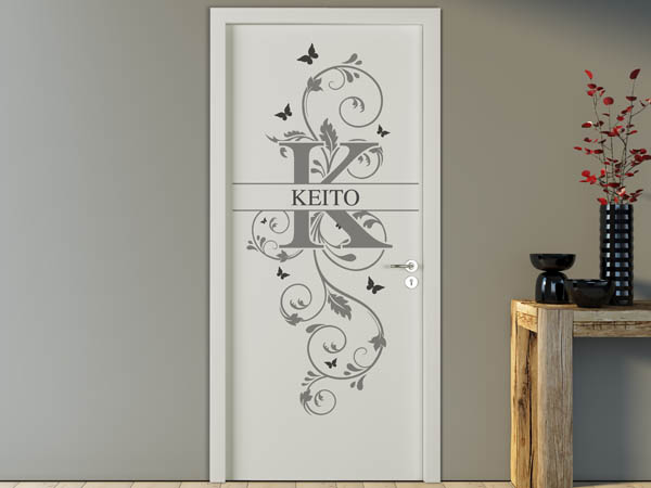 Wandtattoo Namensschild Keito auf einer Tür