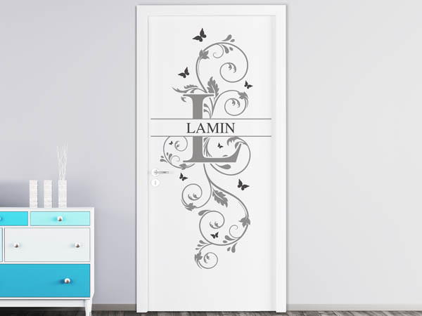 Wandtattoo Namensschild Lamin auf einer Tür