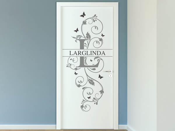 Wandtattoo Namensschild Larglinda auf einer Tür