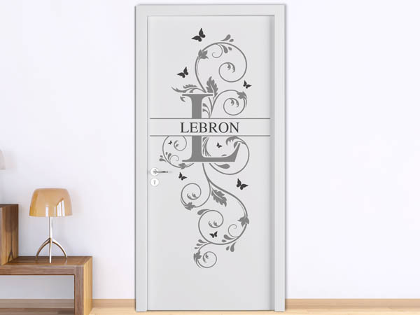 Wandtattoo Namensschild LeBron auf einer Tür