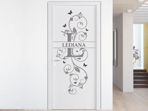 Wandtattoo Namensschild Lediana auf einer Tür