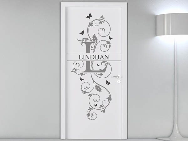 Wandtattoo Namensschild Lindijan auf einer Tür