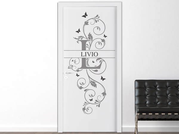 Wandtattoo Namensschild Livio auf einer Tür