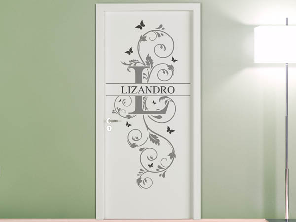Wandtattoo Namensschild Lizandro auf einer Tür