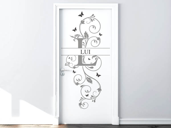 Wandtattoo Namensschild Lui auf einer Tür