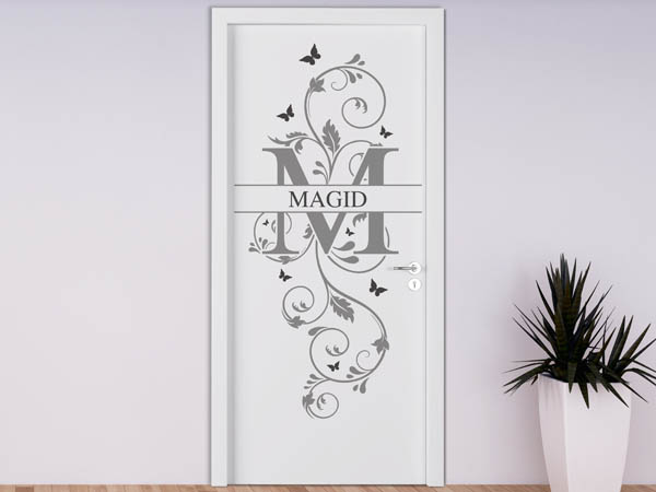 Wandtattoo Namensschild Magid auf einer Tür