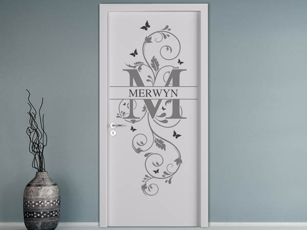 Wandtattoo Namensschild Merwyn auf einer Tür
