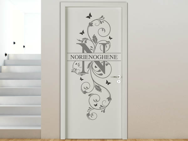 Wandtattoo Namensschild Norienoghene auf einer Tür