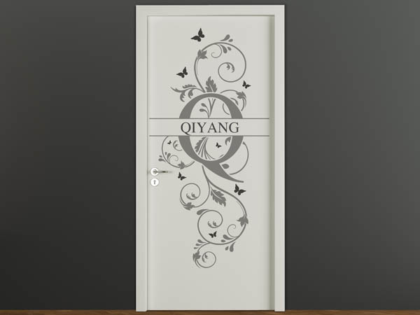 Wandtattoo Namensschild Qiyang auf einer Tür