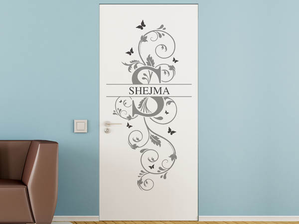 Wandtattoo Namensschild Shejma auf einer Tür