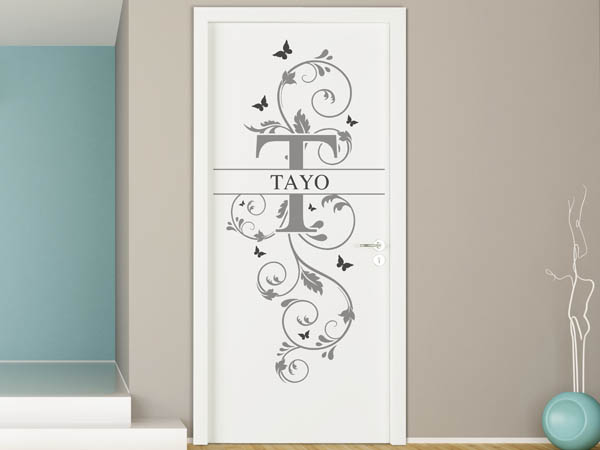 Wandtattoo Namensschild Tayo auf einer Tür