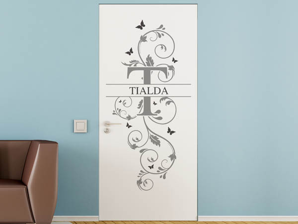 Wandtattoo Namensschild Tialda auf einer Tür