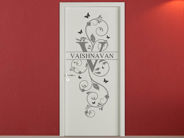 Wandtattoo Namensschild Vaishnavan auf einer Tür