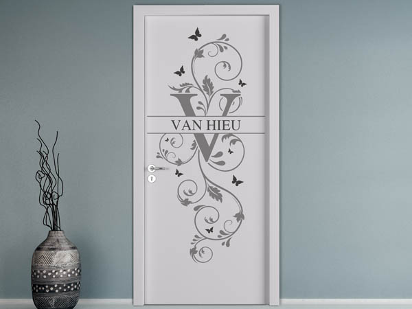 Wandtattoo Namensschild Van Hieu auf einer Tür
