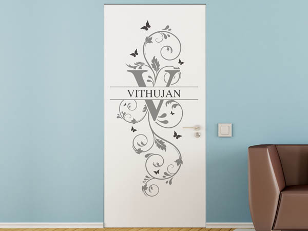 Wandtattoo Namensschild Vithujan auf einer Tür