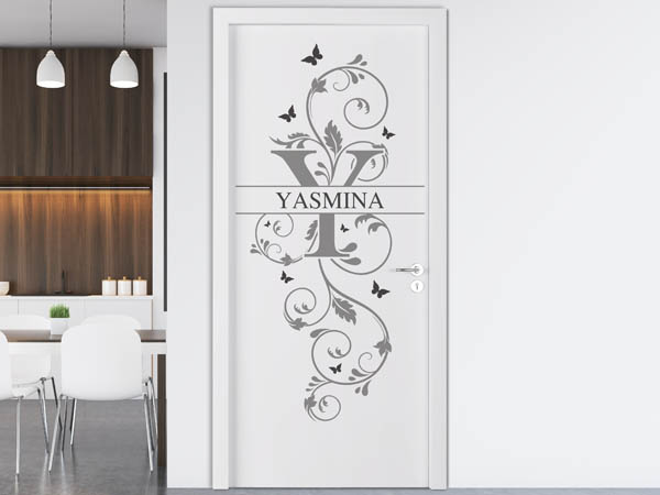 Wandtattoo Namensschild Yasmina auf einer Tür