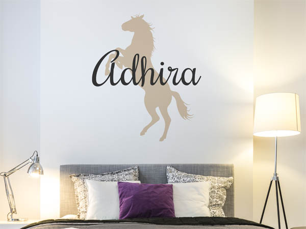 Wandtattoo Adhira mit Pferd
