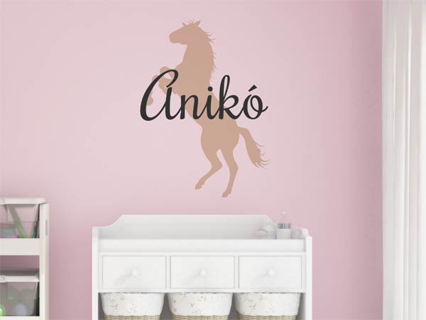 Wandtattoo Anikó mit Pferd
