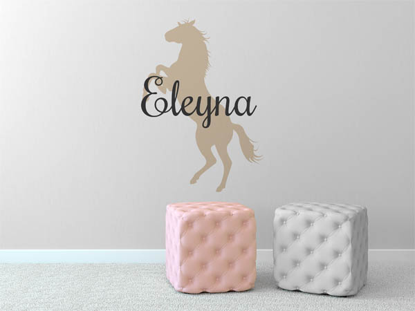 Wandtattoo Eleyna mit Pferd