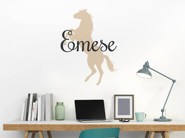 Wandtattoo Emese mit Pferd
