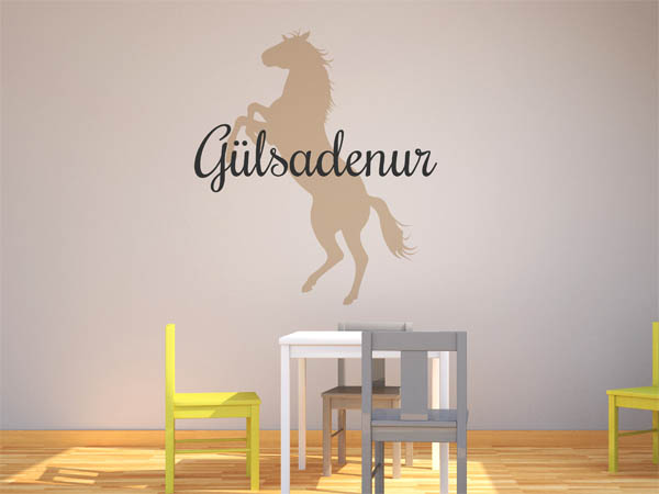 Wandtattoo Gülsadenur mit Pferd