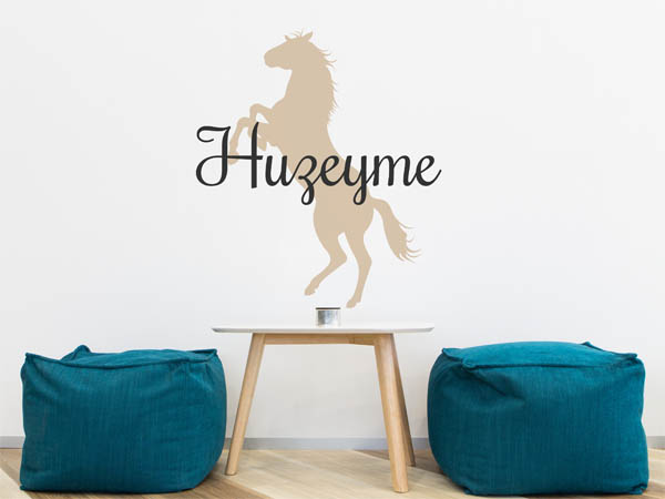 Wandtattoo Huzeyme mit Pferd