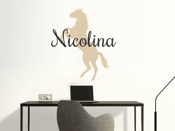 Wandtattoo Nicolina mit Pferd