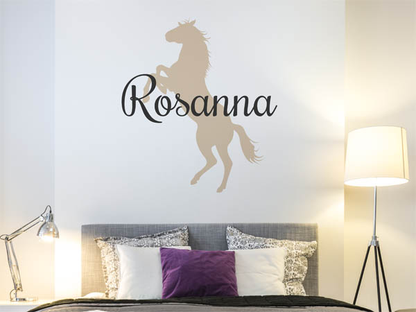 Wandtattoo Rosanna mit Pferd