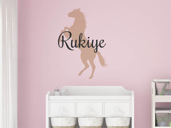 Wandtattoo Rukiye mit Pferd
