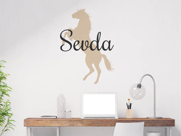 Wandtattoo Sevda mit Pferd