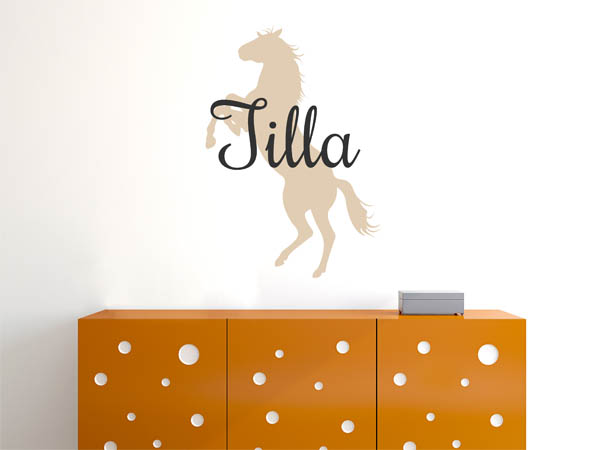 Wandtattoo Tilla mit Pferd