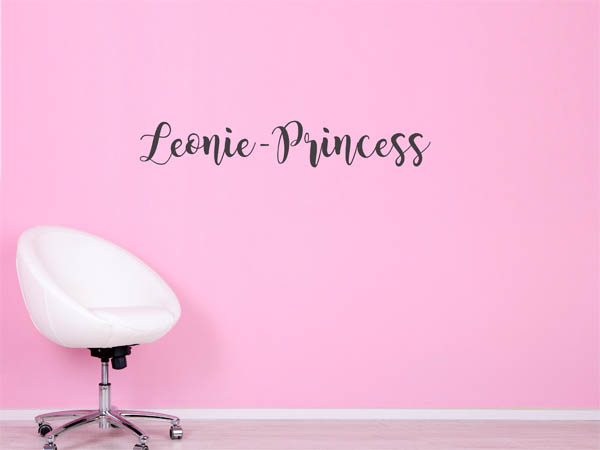 Wandtattoo Leonie-Princess in Handschrift